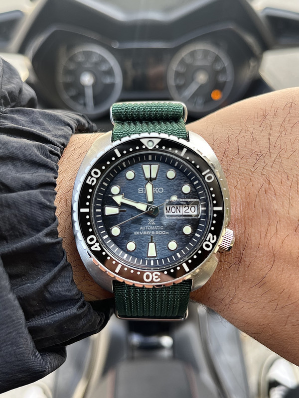 661B5EDF-FBC8-4C18-BA50-95B27E1F6C18