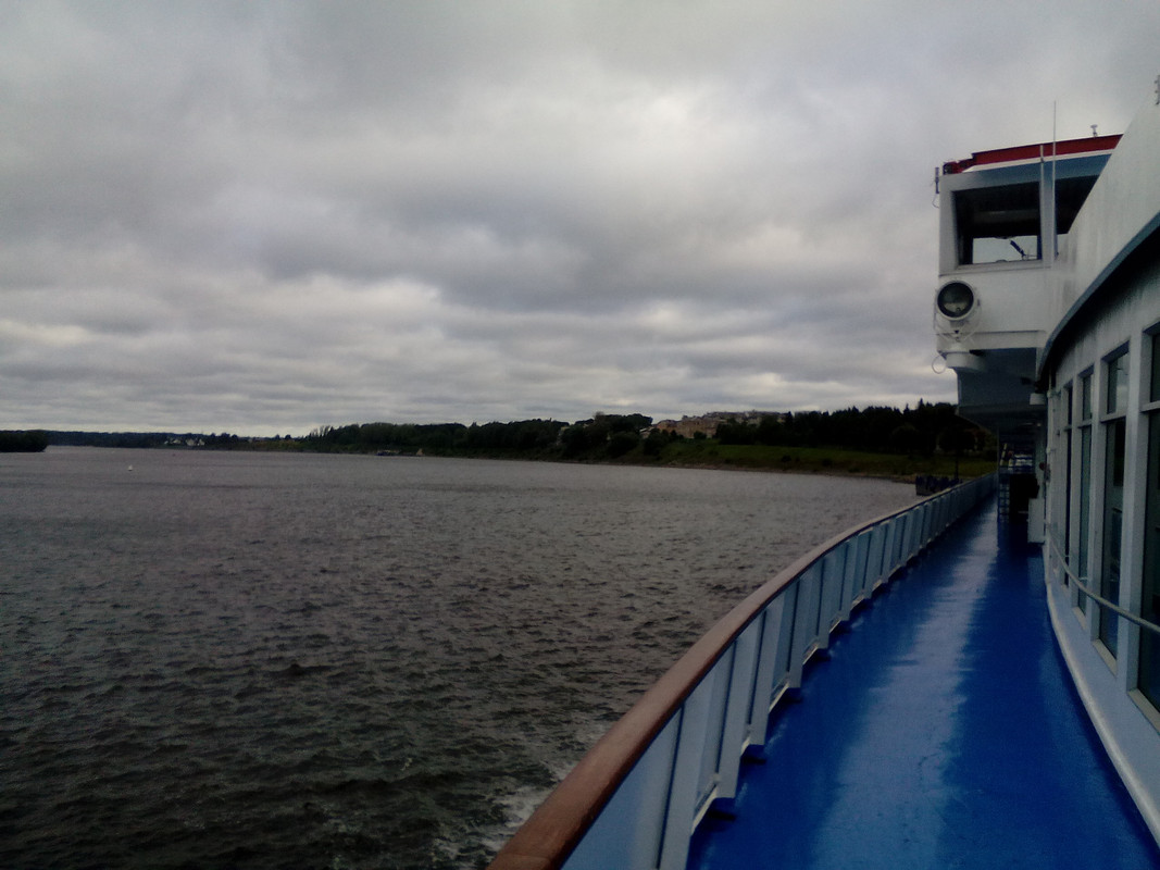 1534909195773-1416938156