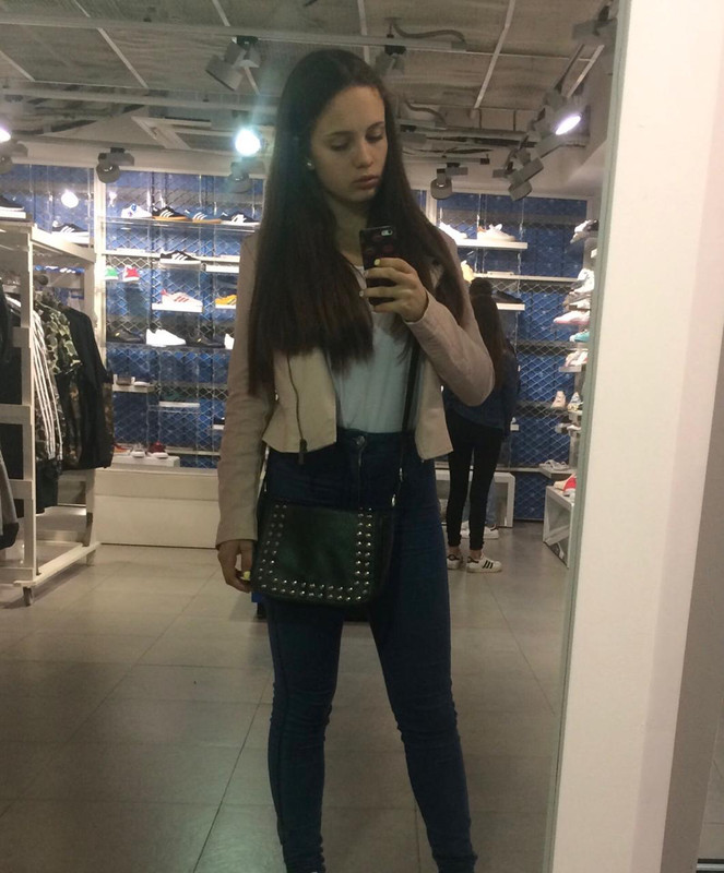 D05D4AFE-9360-451F-AE21-AA2B9AFAE64C