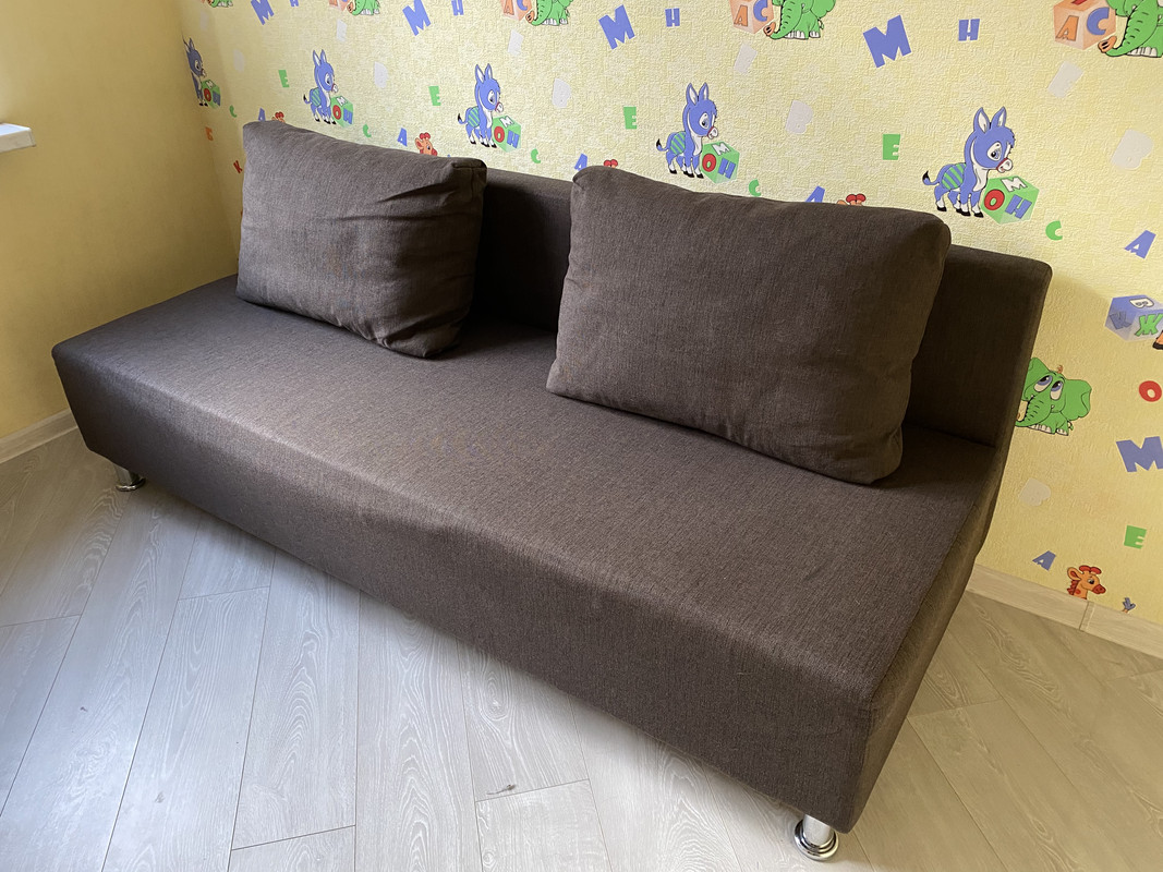 1AE5D9E6-0E79-49D3-A047-9E96231AD5F0