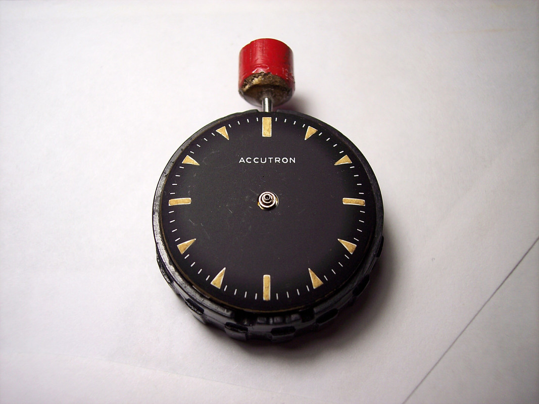 M2 dial