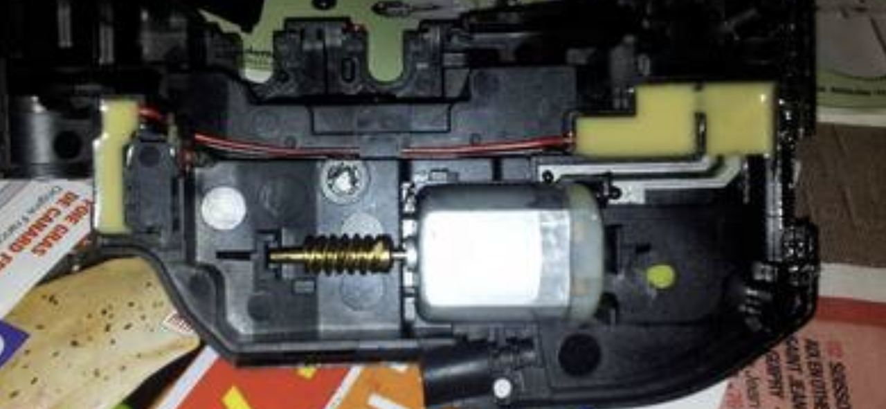 7710E5A1-CB4E-4E1A-81D9-07608C994C75