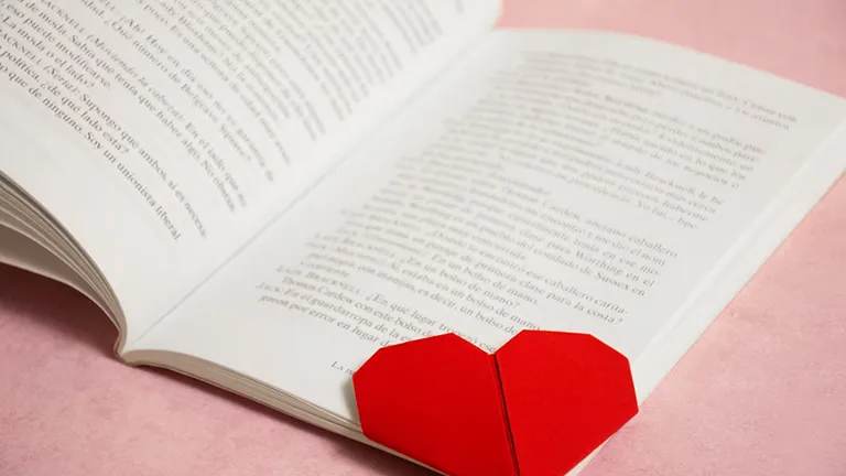 Common Themes in Romantic Novels
