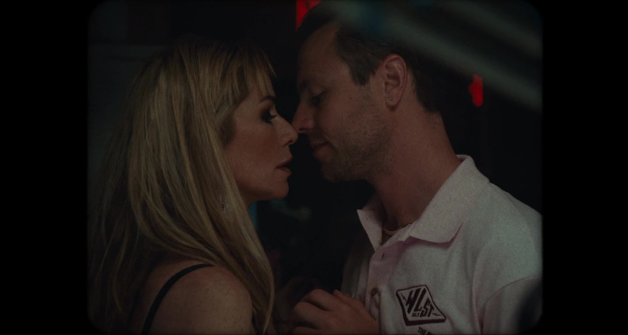 Ten-Minutes-To-Midnight-2020-1080p-Blu-R