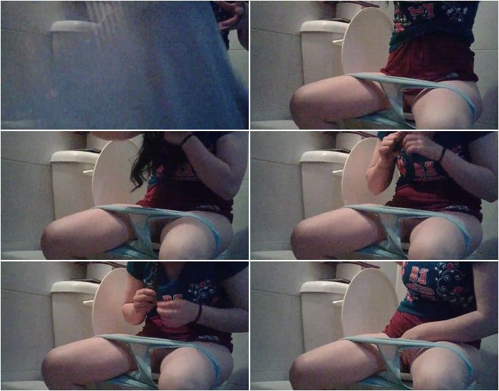 [Image: Latina-Maid-Pissing-3.jpg]