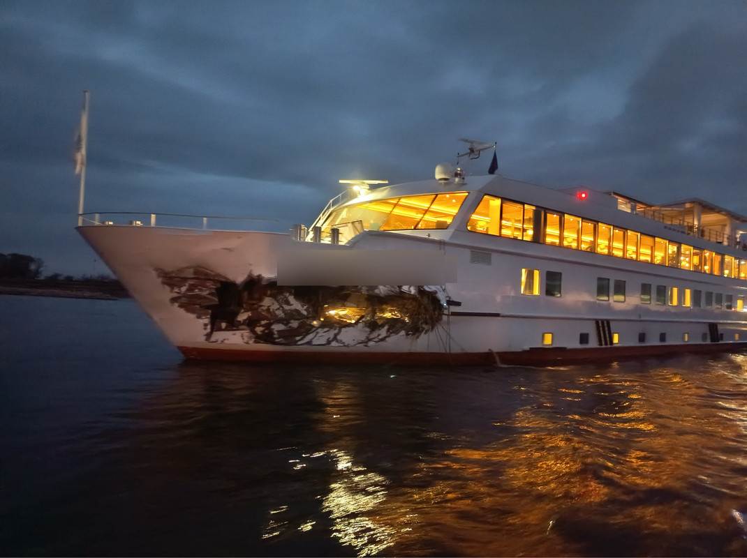 SchiffsunfallgepixeltohneLogo(1)