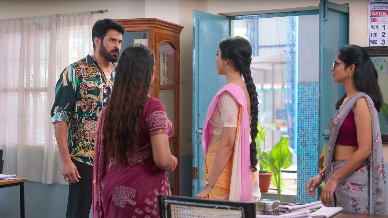 vlcsnap-2025-06-10-22h29m01s071