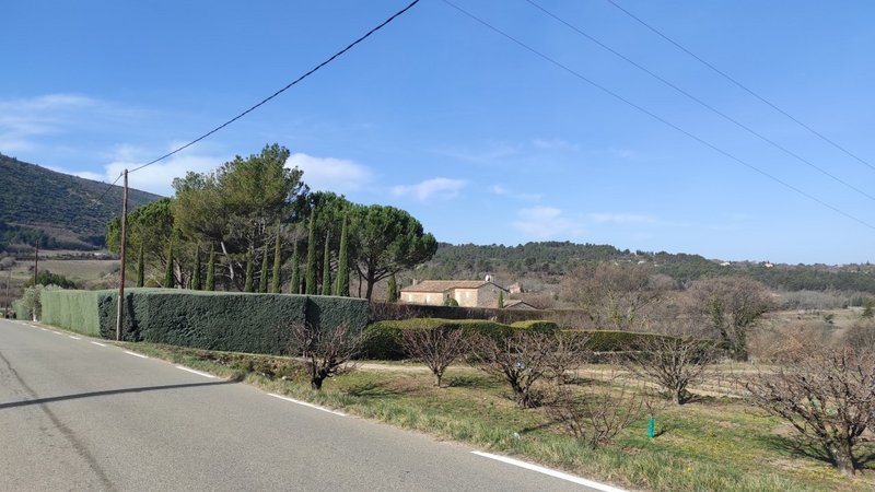 Déjeuner à Lourmarin - Page 2 Thumbnail-1648212572071