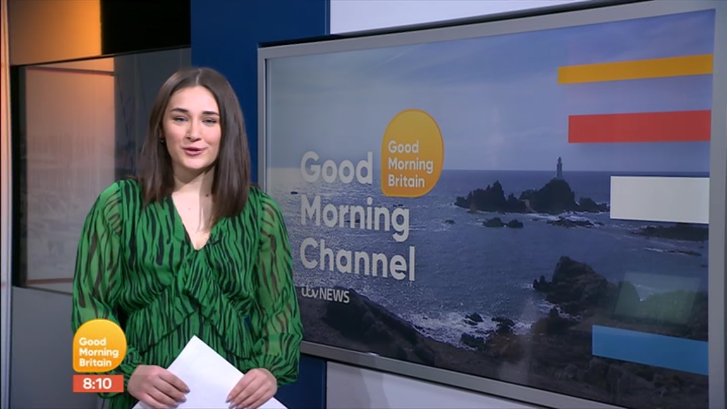 01.25 - 06.00.00 - Good Morning Britain. Morning magazine featuring a....ts_snapshot_12.07.800