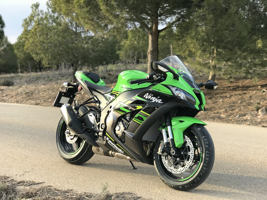 16F77B29-0705-4AA0-B1E9-F48A11CBFFBE