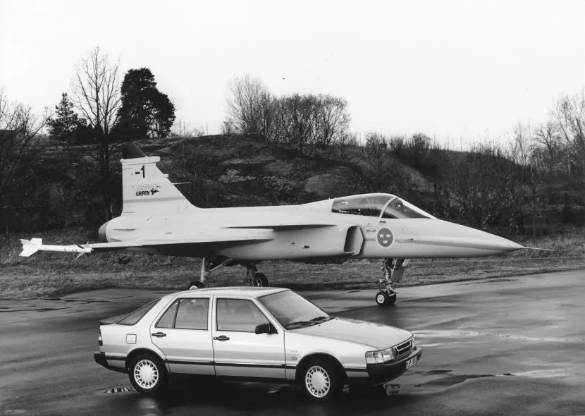 7BA996BD-7163-4268-B854-D114212C8FE4