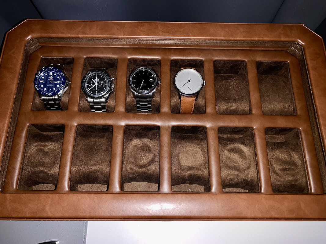 B24F9547-F623-40B1-BBFA-82F0DFA6D63C