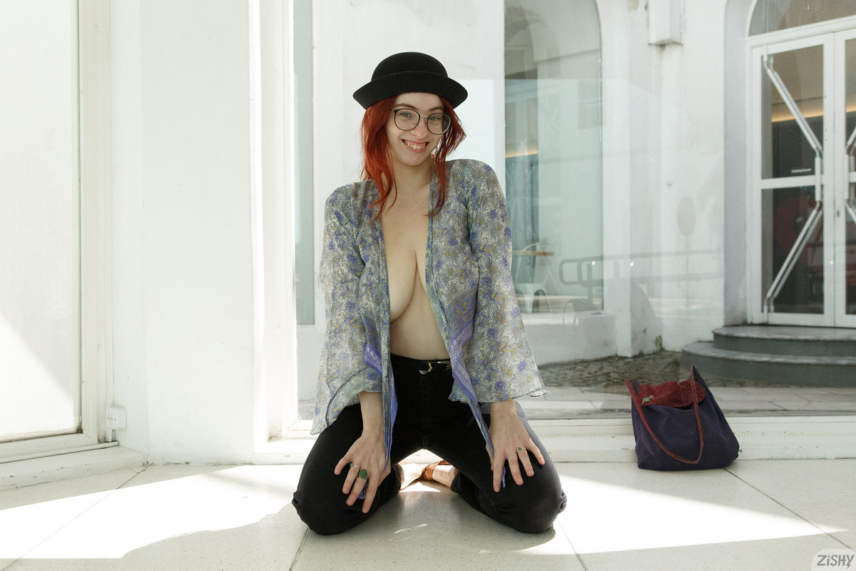 full_017_7760104749123347