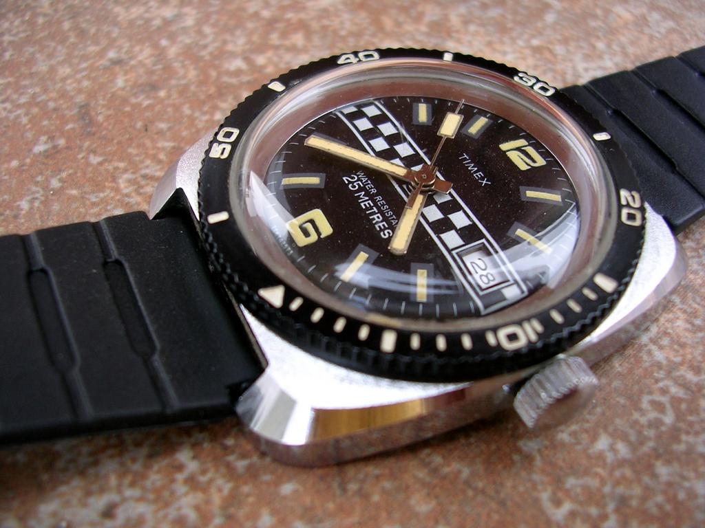 Un diver sumergible solo 25 metros - Hablemos de Relojes - HdR