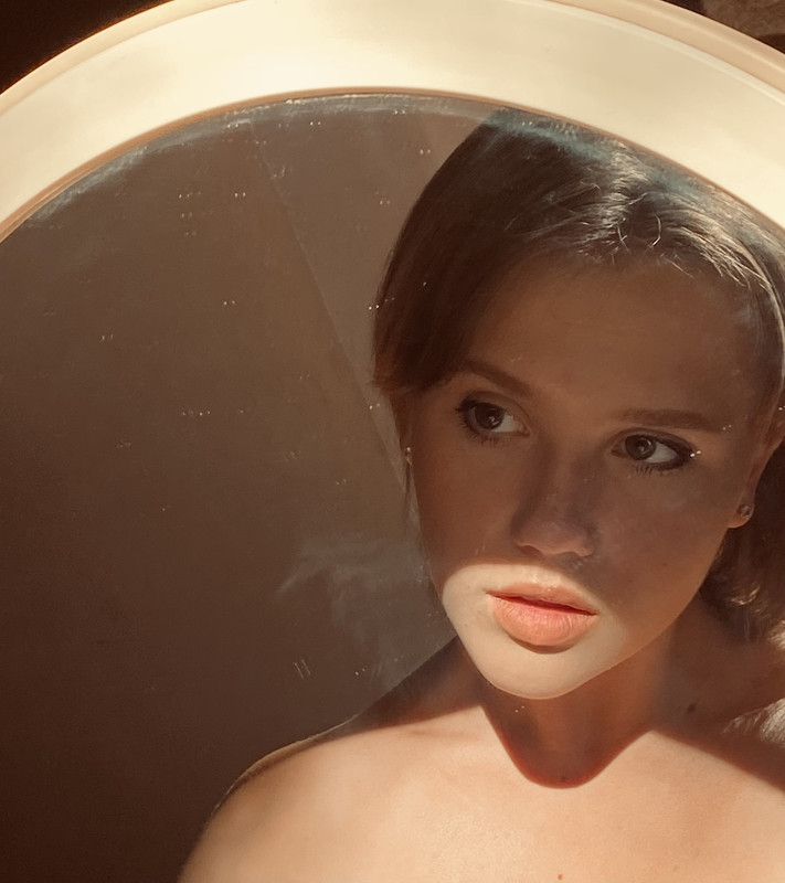 8E7AC6DA-BCD9-4437-87B8-3CDC5E761286