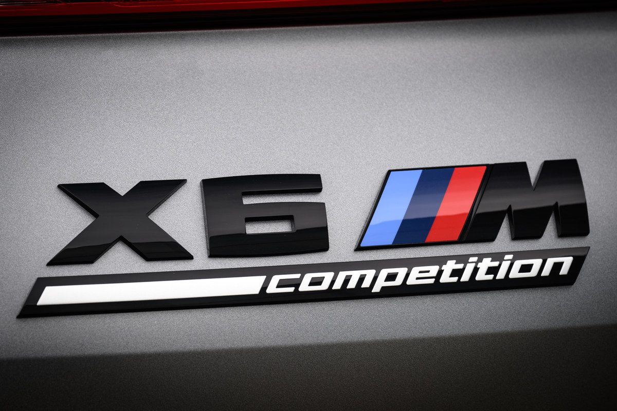 P90495587_highRes_the-new-bmw-x6-m-com