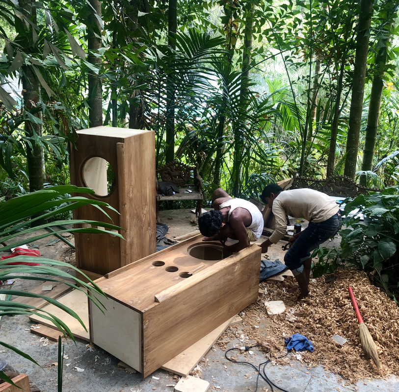 5F92C086-1CE3-496D-9384-B439B158DED0