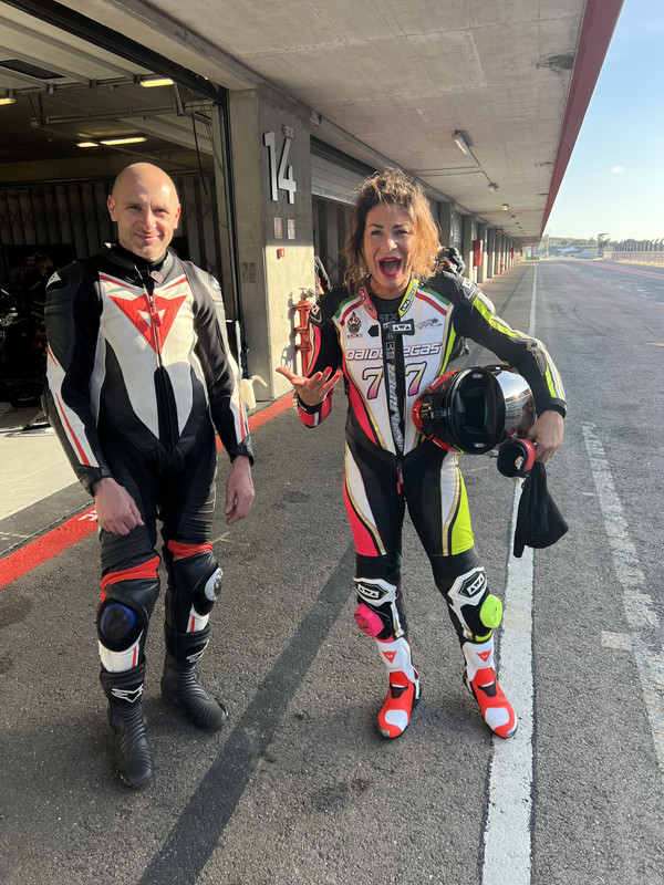 DA1B4314-7A20-4CDA-9992-61DBF1E12487