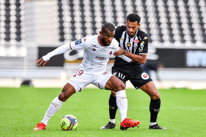Angers vs Metz, 23h15 ngày 01/02