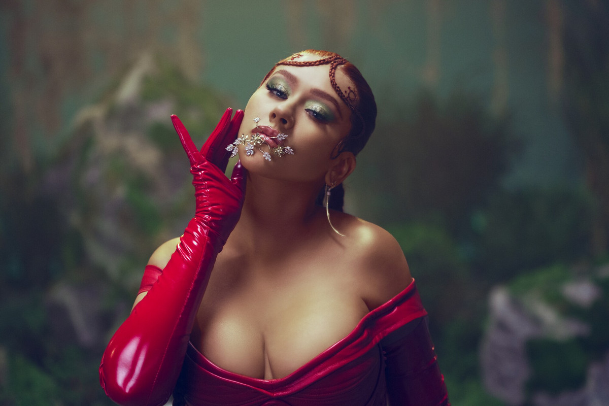 Christina Aguilera rinde homenaje a Vicente Fernández en su nuevo disco