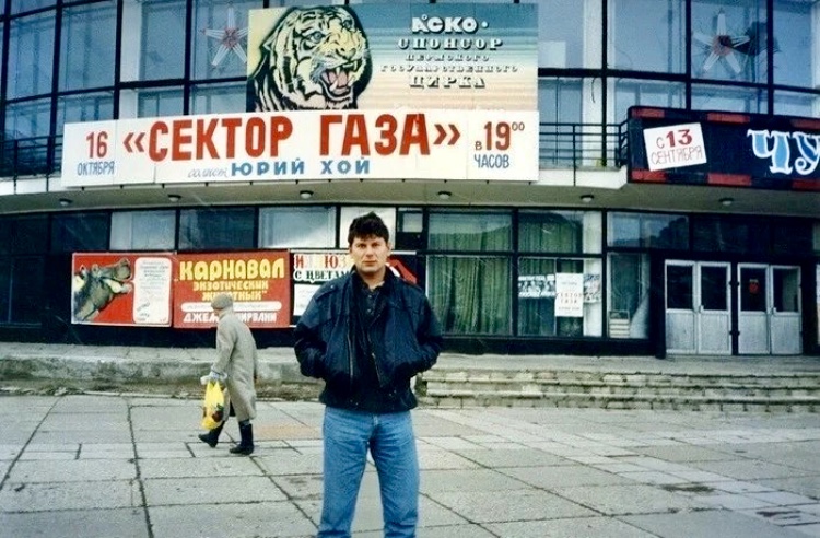 C6D5D57B-18EB-4C7E-8FCE-D8D4225D9143