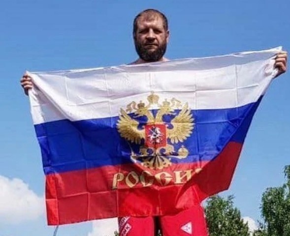 A. Eмеляненко: За мен е чест да съм руснак!