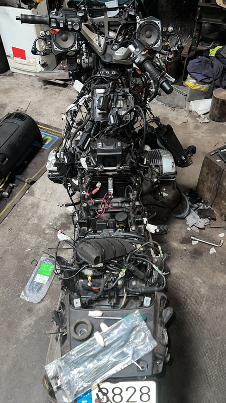 2ECA3E9C-4BEE-4FB6-934A-602A028AA0BF