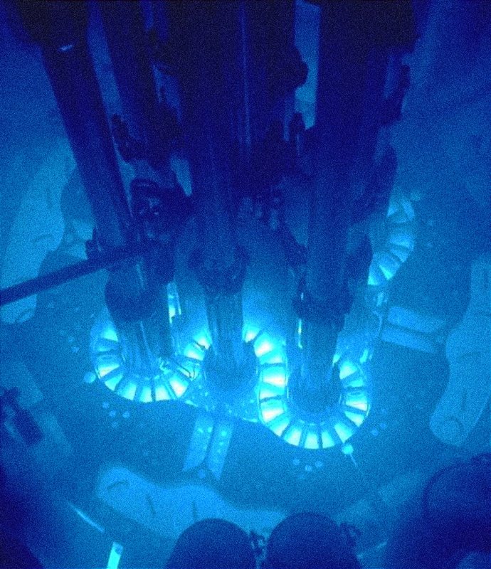 la luz azul de la radiaci�n de Cherenkov