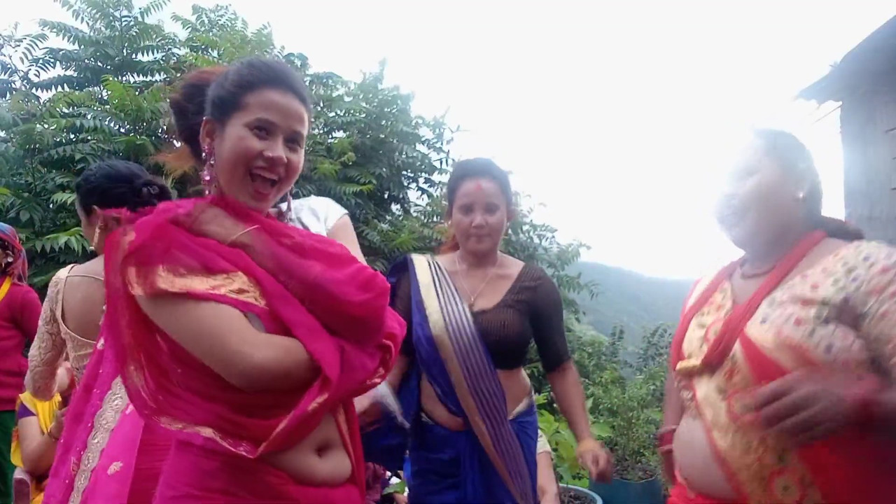 [Image: Nepali-lady-sexy-deep-navel-mp4-snapshot-00-07-372.jpg]