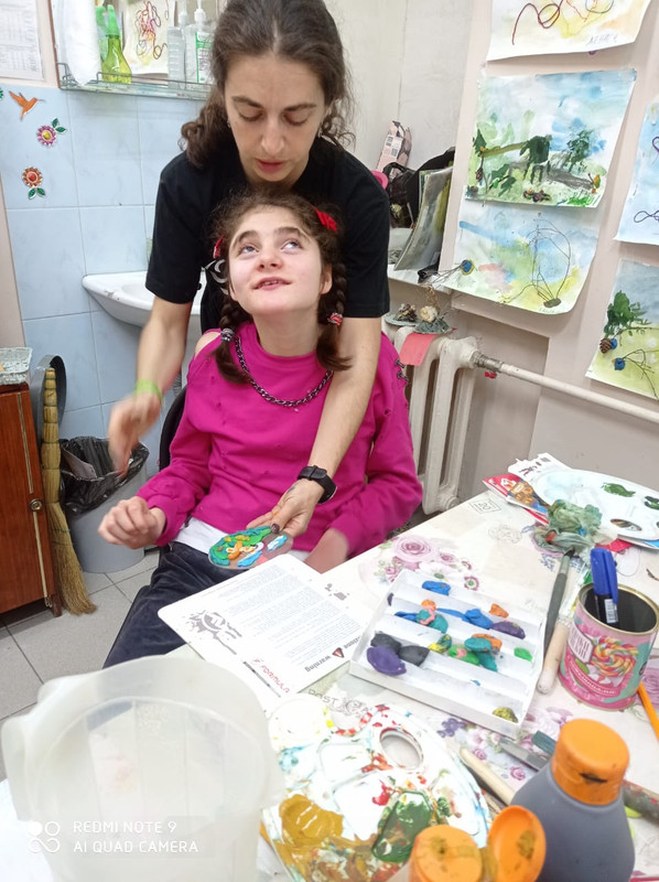 E7B88923-89D6-4CD7-AA84-35E0B0EF48BA