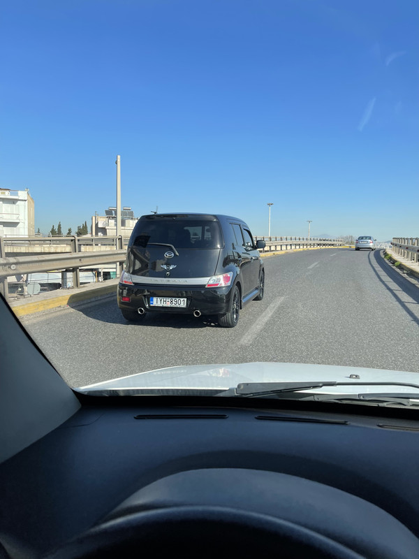 A86995FF-D018-4A30-96B3-0A1E935E8105