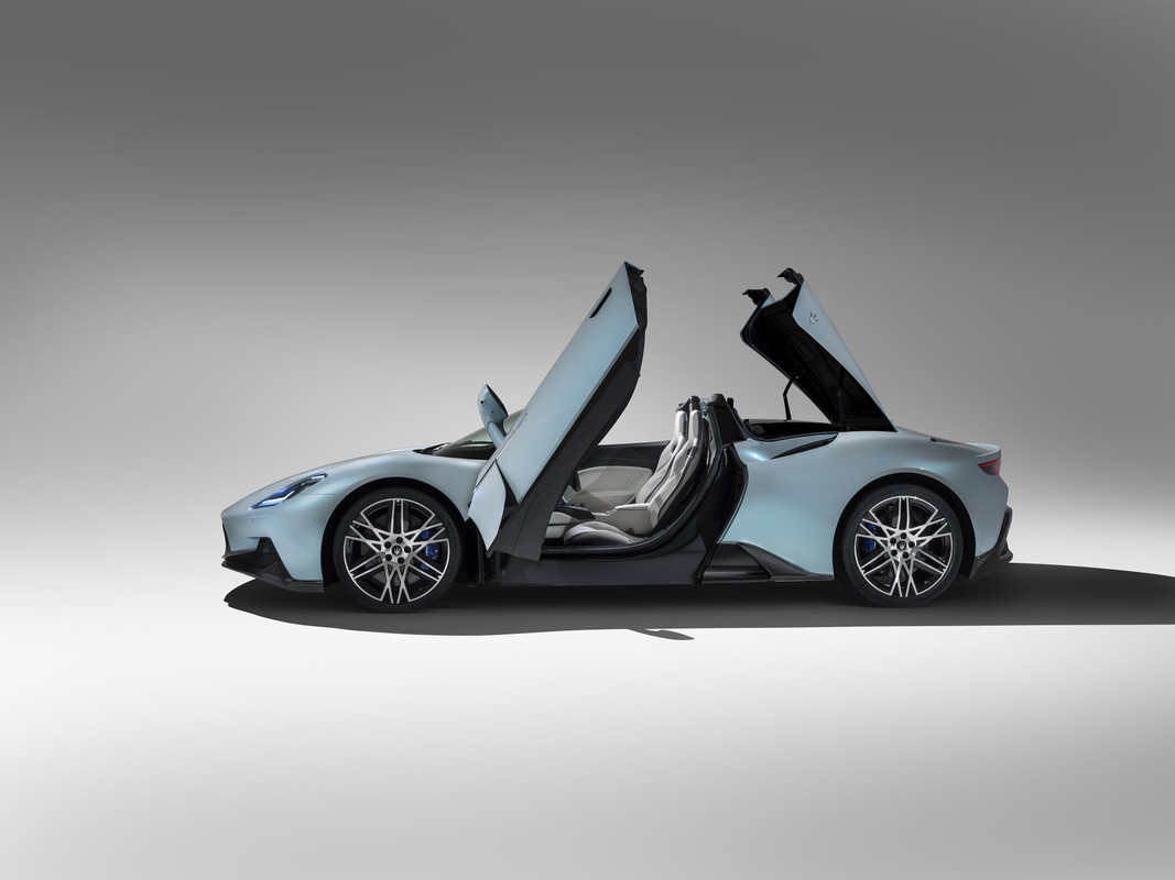Maserati_MC20_Cielo_studio(5)