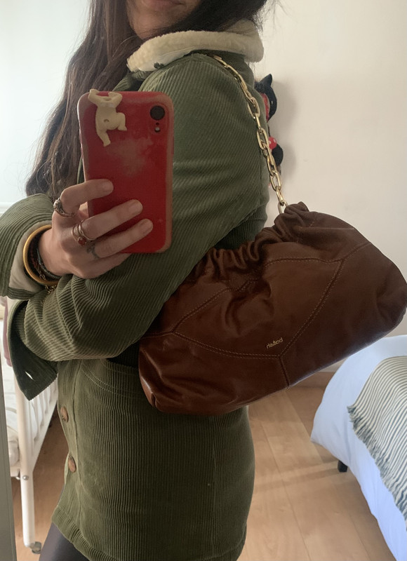 D8384CF9-DA34-4E2D-9777-A0A6EF4ED737