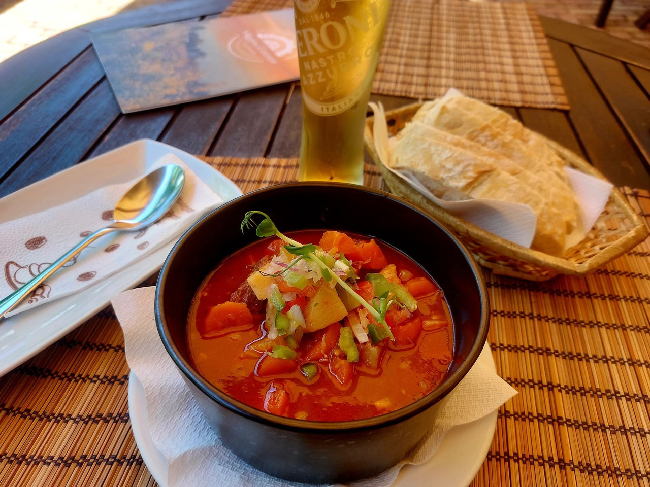 Einladende Gastronomie am Balaton