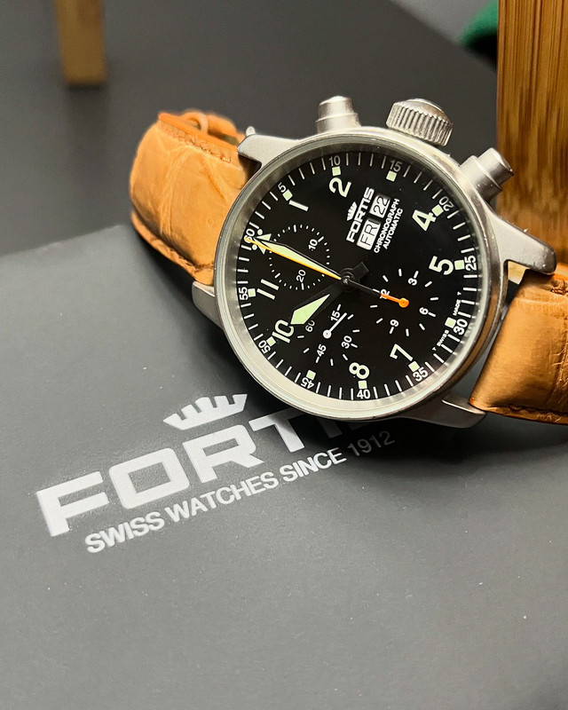 Feu de vos montres d'aviateur, ou inspirées du monde aéronautique - Page 4 6-DD474-B3-0-AFF-4-FB2-BC16-39-E428-A8006-A
