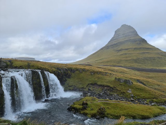 DIA 8: DE LA PENINSULA DE SNAEFELLSNES A HVITSERKUR - Islandia en tiempos de Covid. Y con Camper! (7)