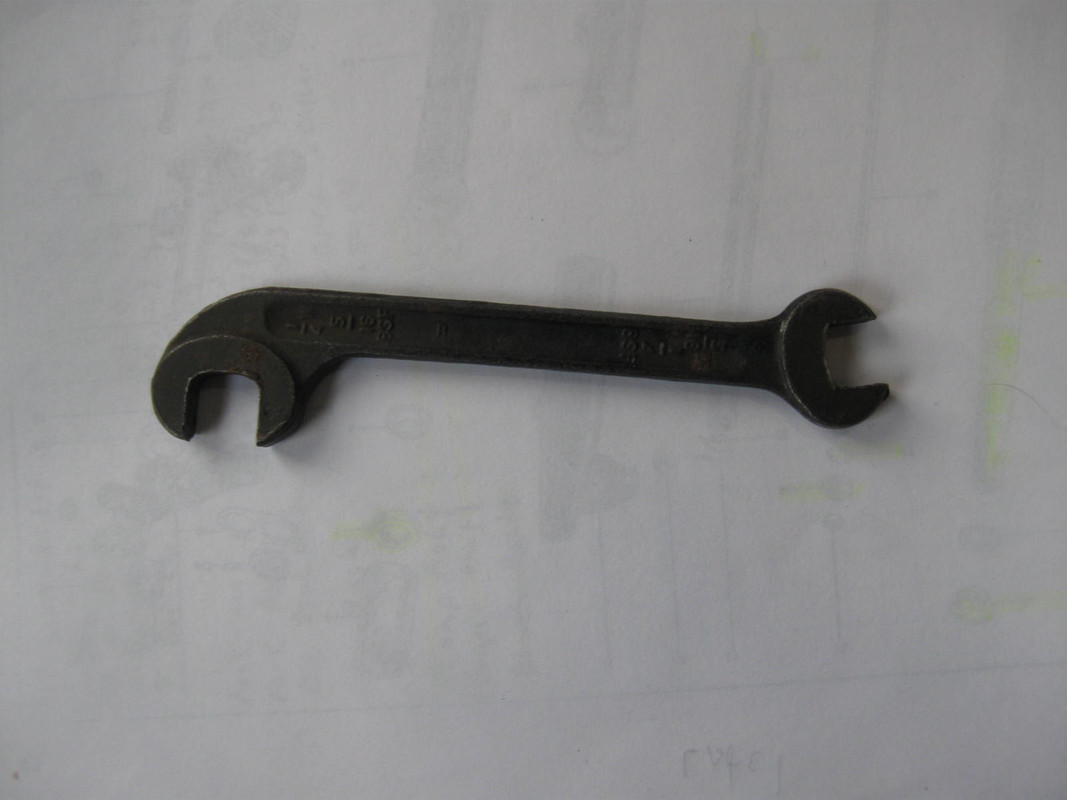 1:4w - 5:16BSF x 3:16W - 1:4BSF obstruction wrench