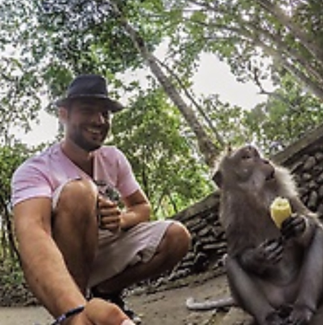 FBD099FA-808A-49BB-81B9-70E172097C5C