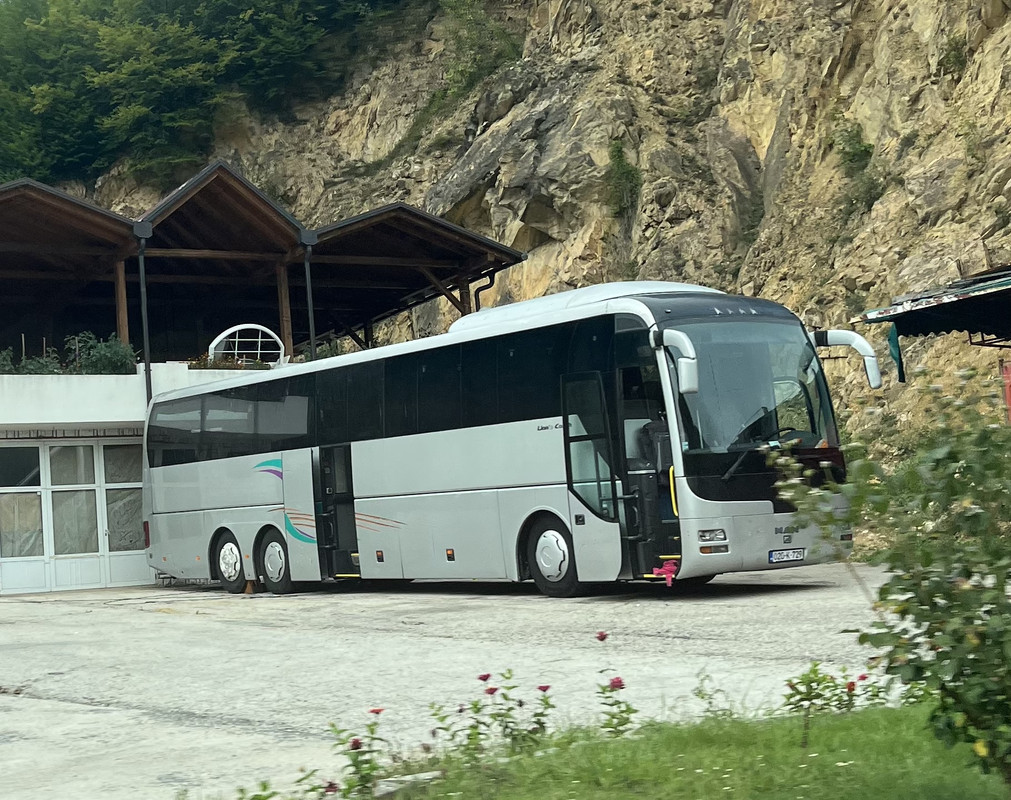 E200FFD5-45E3-4BFF-B85B-F323BDC3D3BF