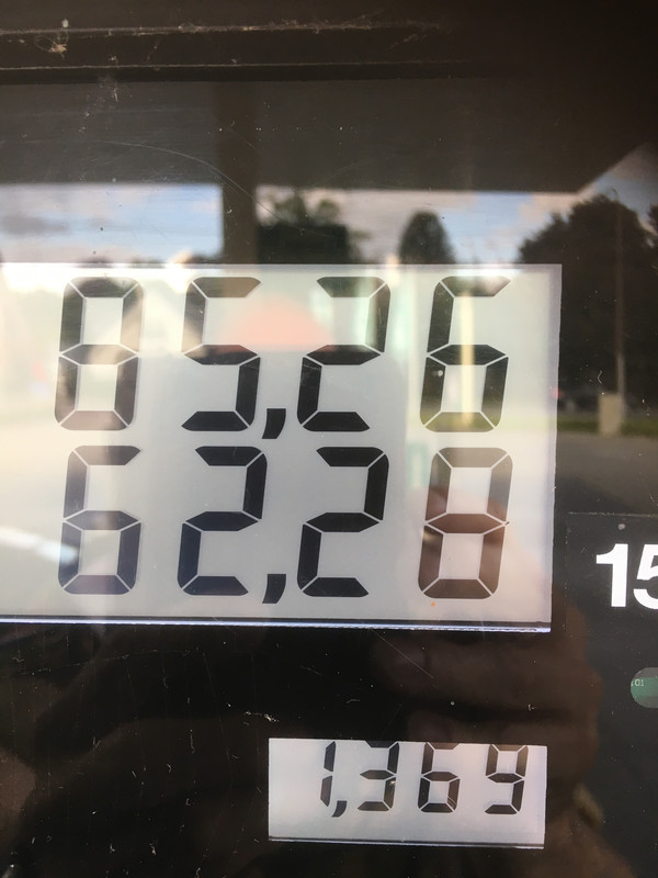 3136FF32-24A0-4491-8B92-8D6FFCAEEE6E