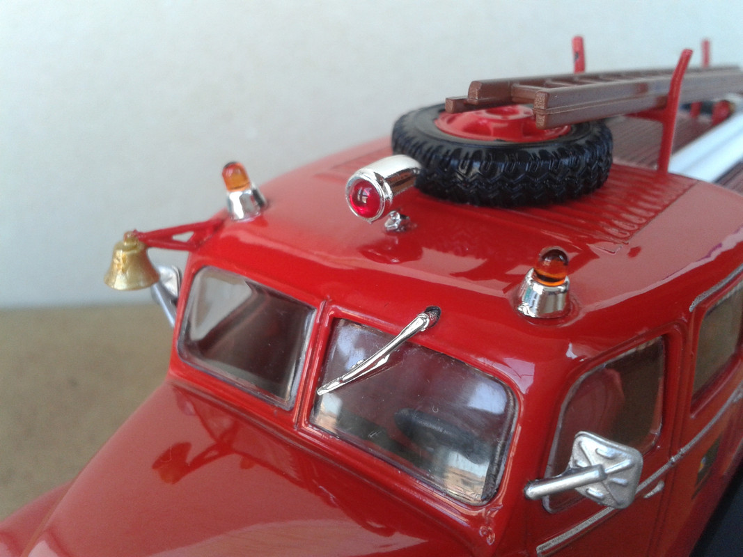 1964 Ebro B45 Antyfire “Bomberos de Tarazona” (Ixo-nº 17 Camiones y Vehículos de Bomberos) (4)