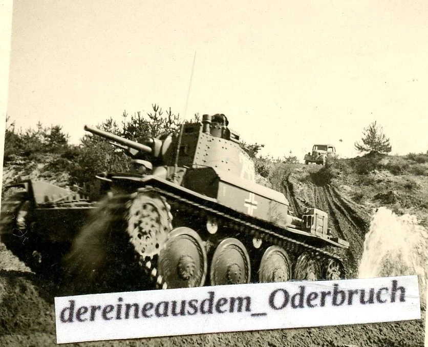 A43 Foto Panzerkampfwagen 38 t Praga TNH Beute aus der Tschechoslowakei Kennug
