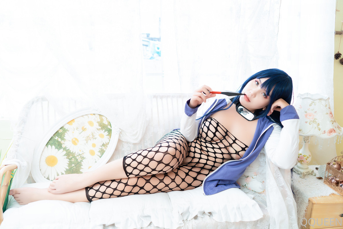 [Image: qqueencosplayer-5.jpg]