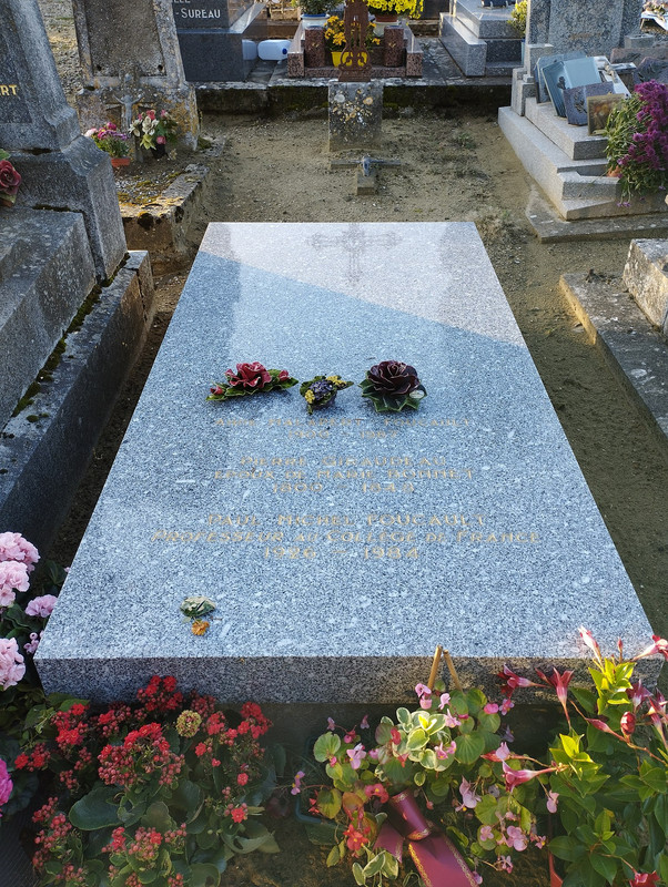 Michel-Foucault-tombe