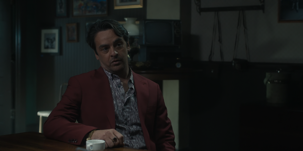 Tulsa.King.S02E07.Life.Support.2160p.10bit.AMZN.WEB-DL.DDP5.1.HEVC-Vyndros.mkv_snapshot_11.02_[2024-