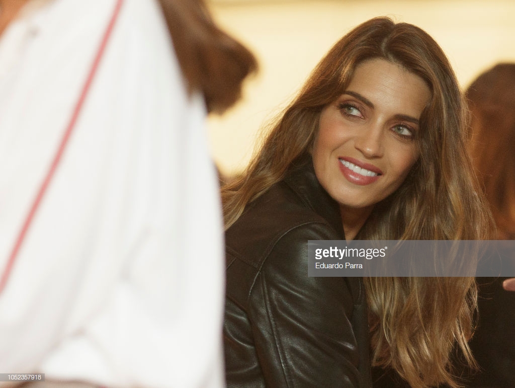 93EC67BE-173C-41C0-873B-4D3A8781B98C