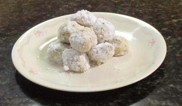 [Image: Dec-25-fruitcake-010.jpg]