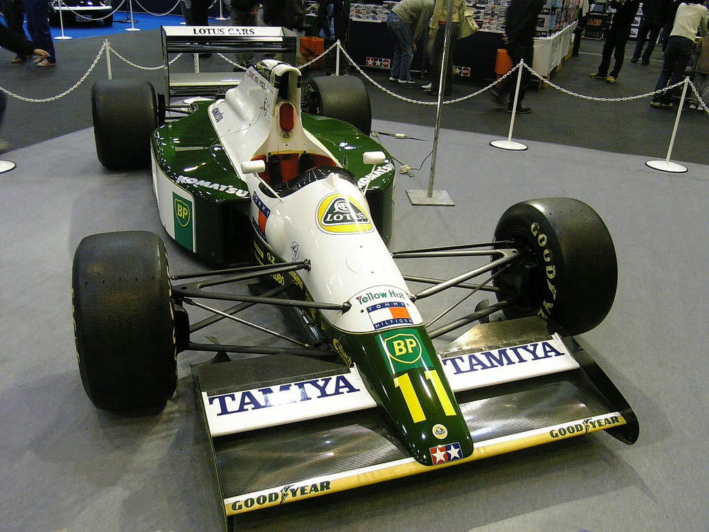 Lotus-102-B.jpg