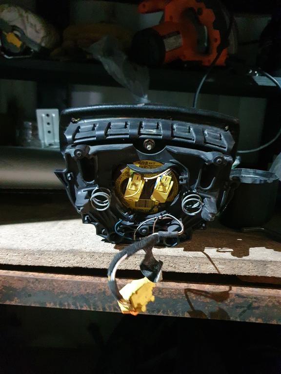 Подушка безопасности руля