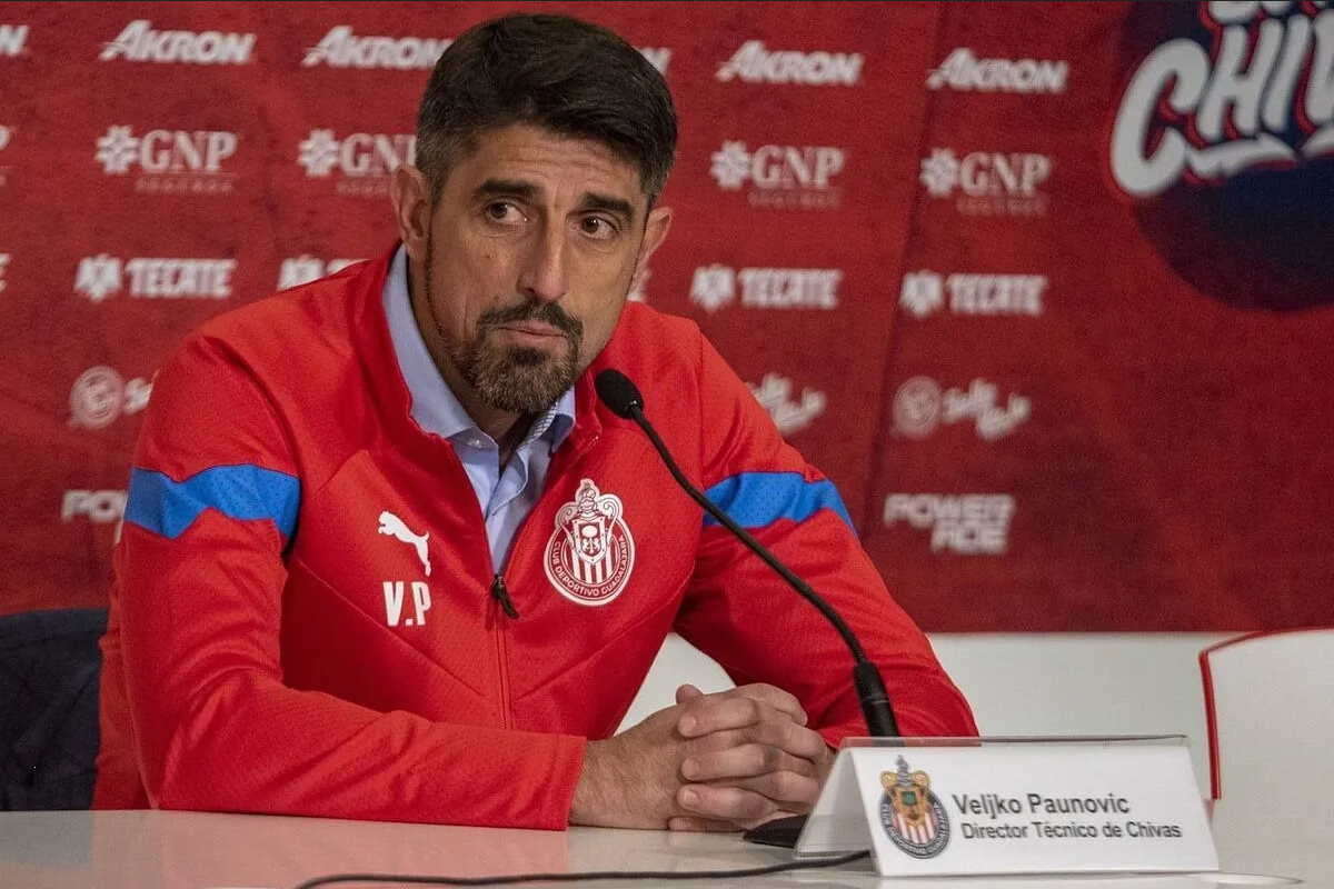 La traición que haría a Veljko Paunovic dejar Chivas para irse a España